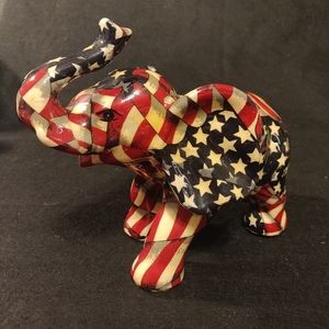 LaVie Patriotic American Flag Elephant